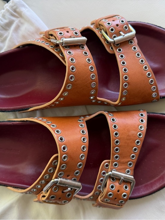 Isabel Marant Shoes - Isabel Marant Lennyo cognac Leather Double-Buckle Sandals with Burgundy Footbed